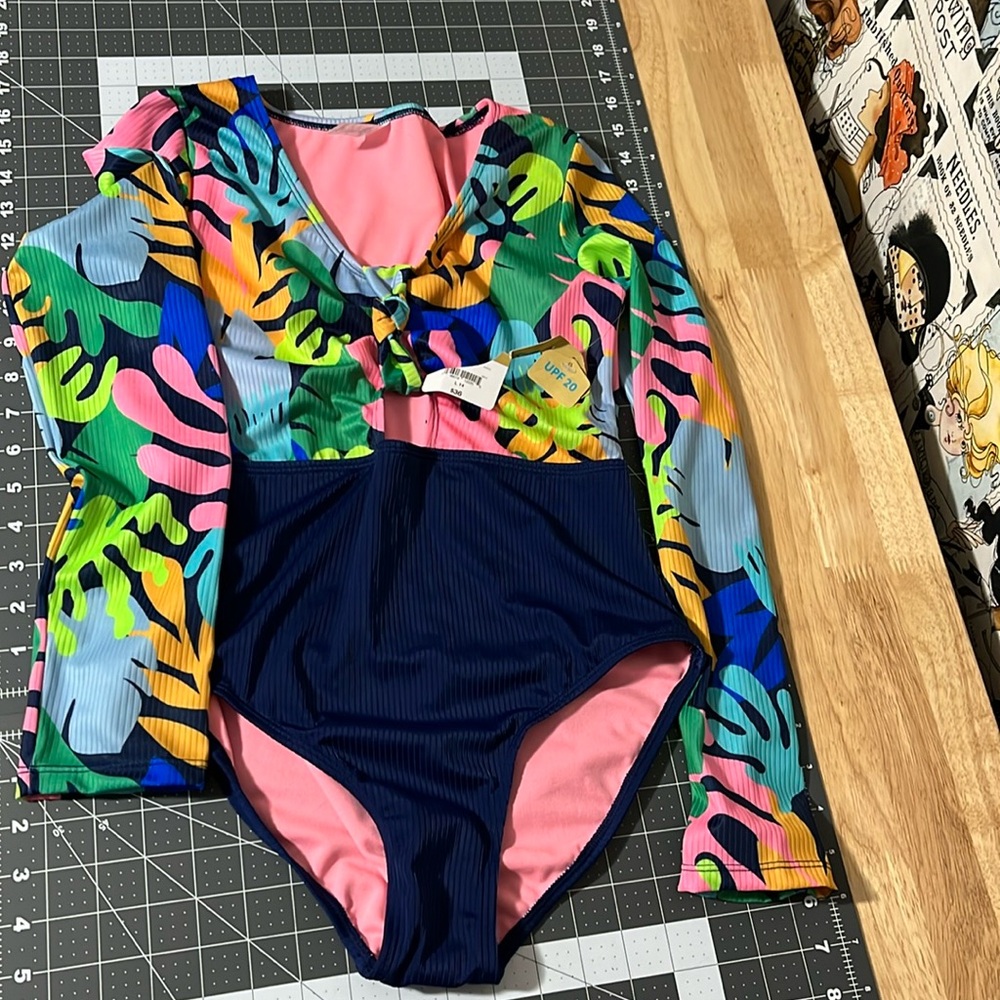 Girl Large 14 There Abouts SPF 20 swim suit